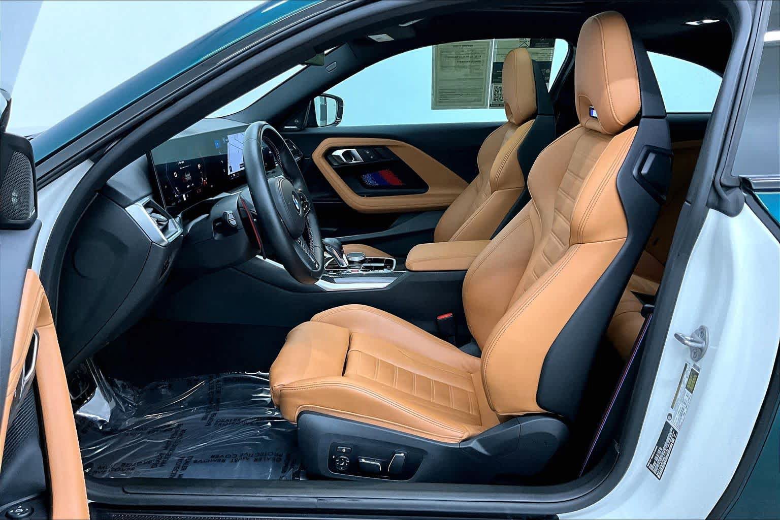 Used 2024 BMW M2 w/ Lighting Package image 8