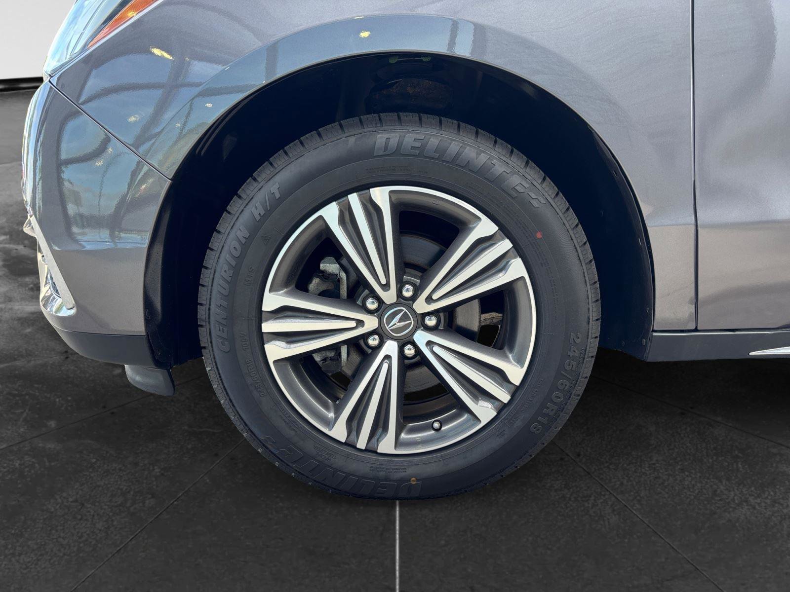 Used 2018 Acura MDX SH-AWD image 9