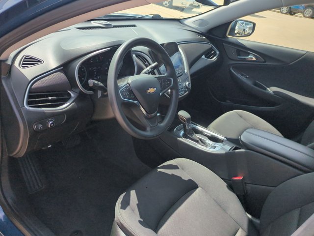 Used 2025 Chevrolet Malibu LT FWD image 10