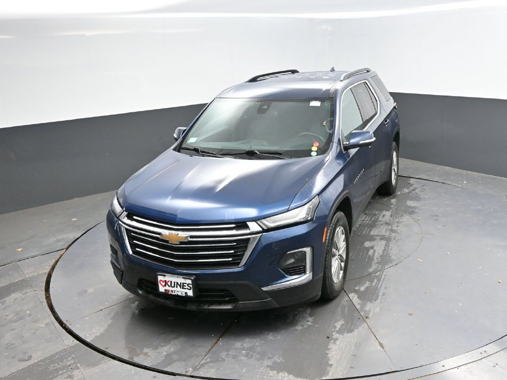 Used 2023 Chevrolet Traverse LT FWD image 23