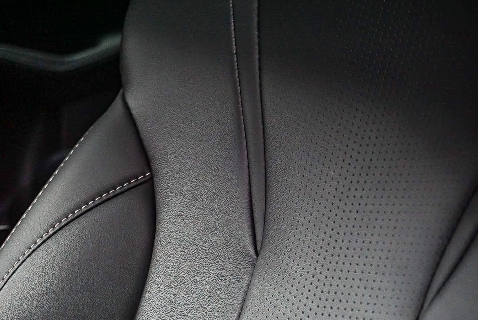 Used 2025 Acura MDX SH-AWD w/ Technology Package image 30