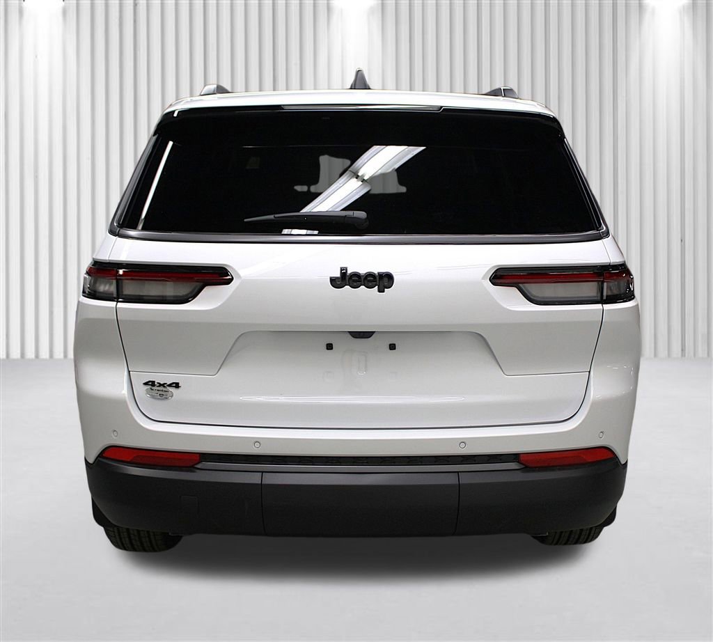 New 2026 Jeep Grand Cherokee L 4WD image 4