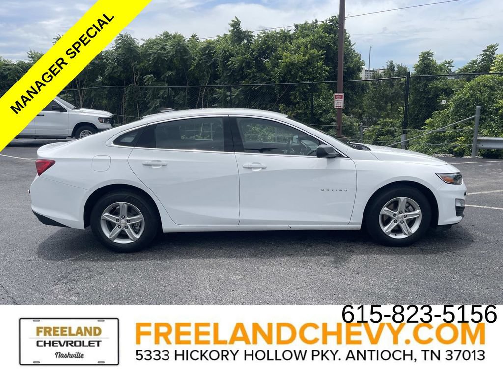 Used 2024 Chevrolet Malibu LS FWD image 2