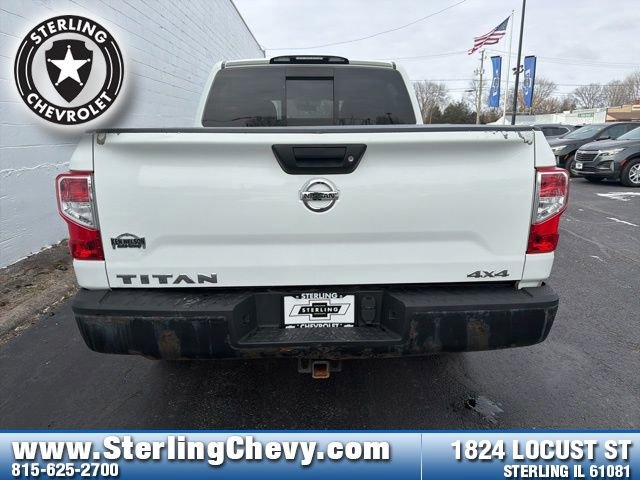 Used 2017 Nissan Titan S image 4