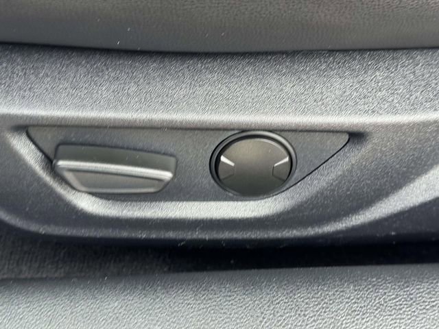 Used 2020 Ford Mustang Premium image 16