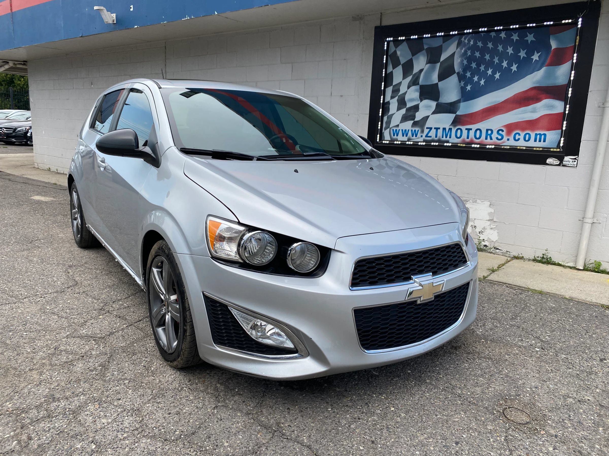 Used 2016 Chevrolet Sonic RS w/ Driver Confidence Package FWD image 1