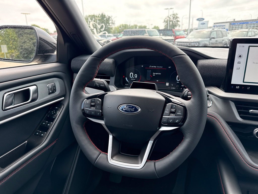 New 2026 Ford Explorer ST-Line w/ ST-Line Street Pack AWD/4WD image 17