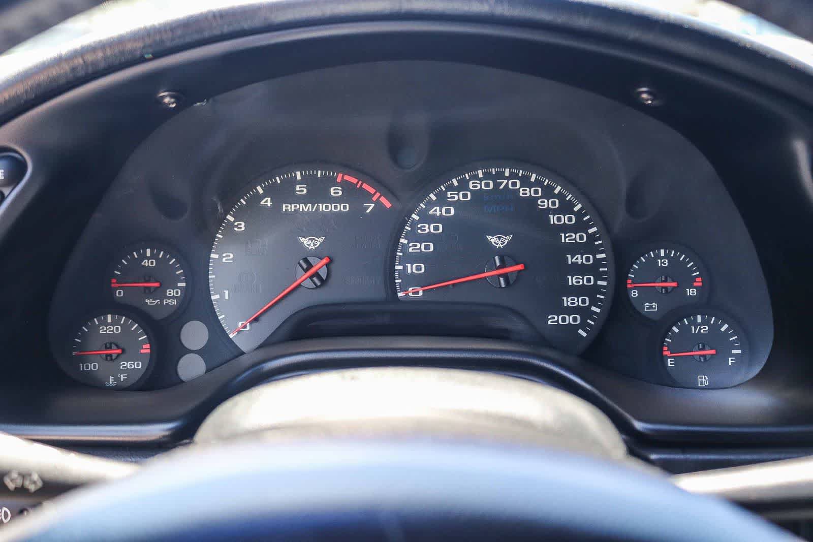 Used 2002 Chevrolet Corvette Convertible w/ Preferred Equipment Group2 RWD image 20