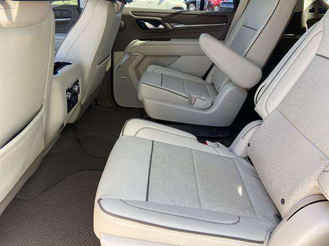 Used 2021 GMC Yukon Denali w/ Denali Premium Package image 22