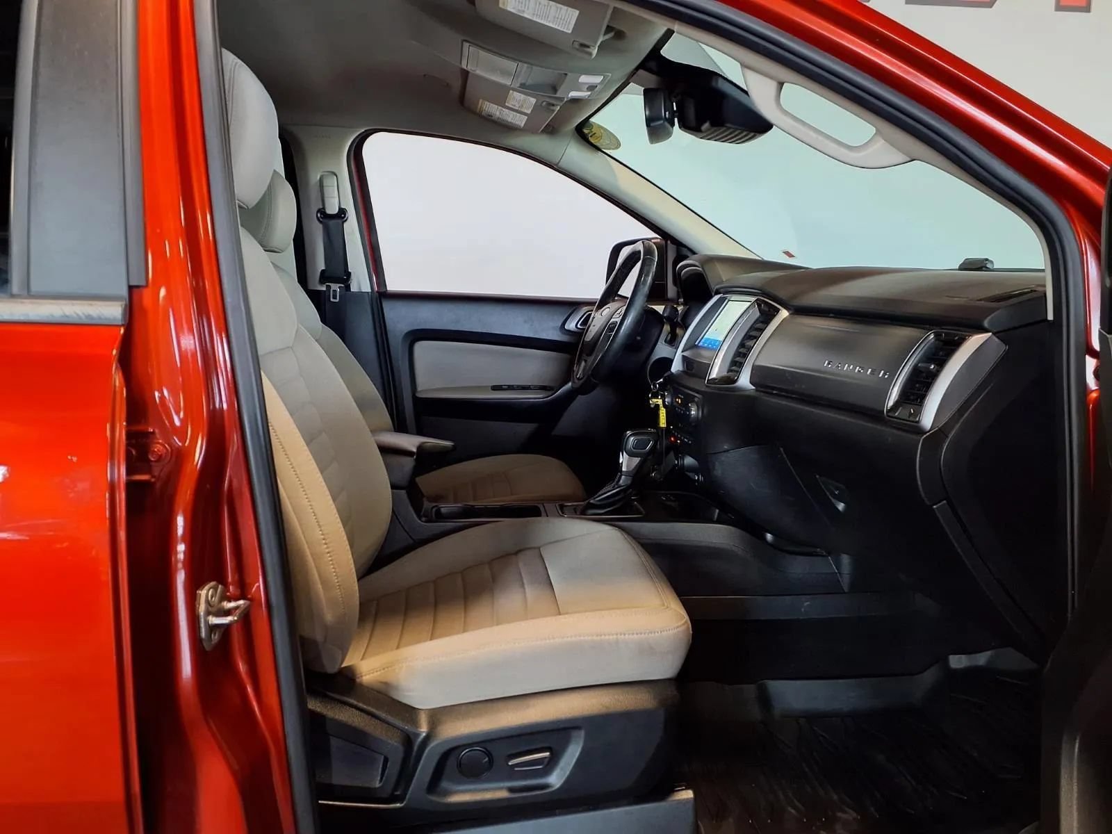 Used 2022 Ford Ranger XLT w/ Equipment Group 302A High AWD/4WD image 11