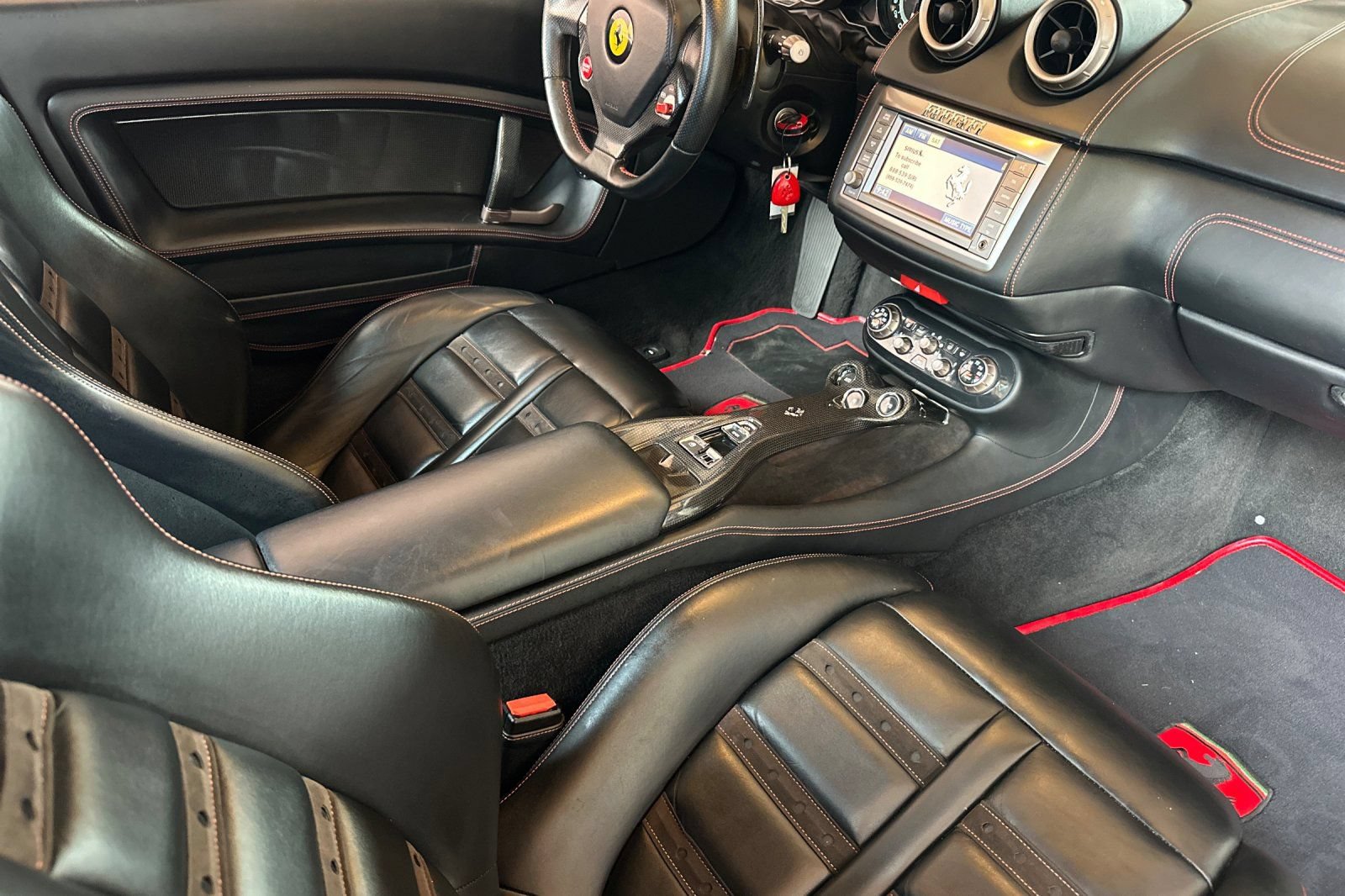 Used 2012 Ferrari California RWD image 19