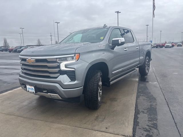 Used 2025 Chevrolet Silverado 1500 High Country w/ Technology Package image 7