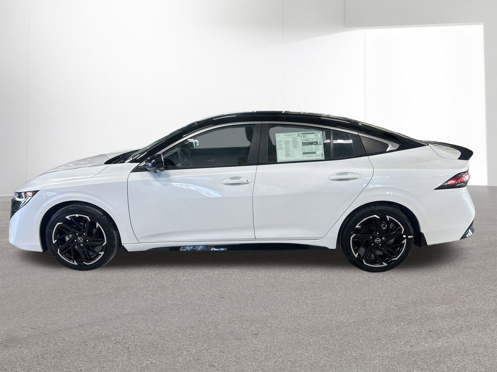 New 2026 Nissan Sentra SR w/ SR Premium Package FWD image 28