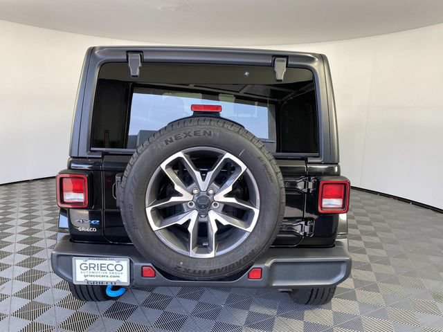 Used 2024 Jeep Wrangler Unlimited AWD/4WD image 7