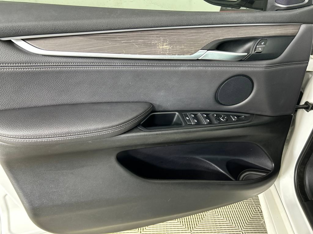 Used 2018 BMW X5 xDrive35i image 11