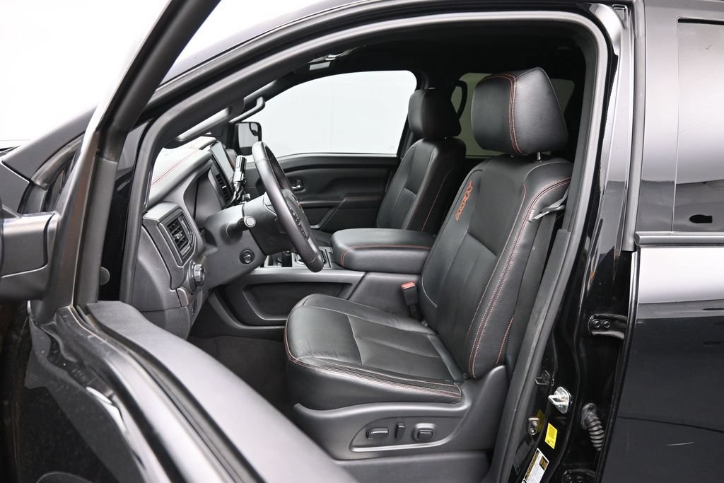 Used 2021 Nissan Titan PRO-4X w/ Pro-4x Convenience Package AWD/4WD image 23