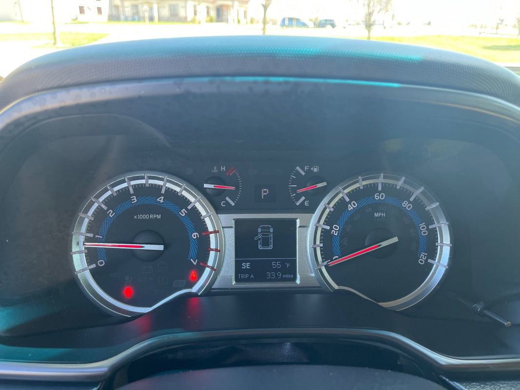 Used 2016 Toyota 4Runner SR5 Premium image 14