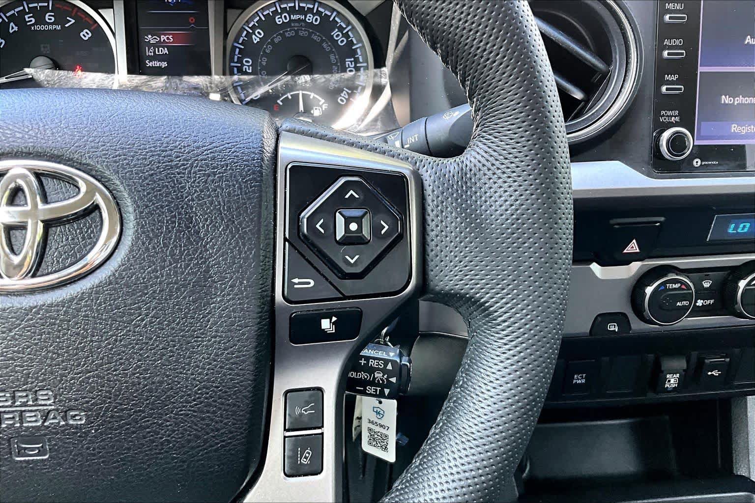 Used 2021 Toyota Tacoma SR5 RWD image 23