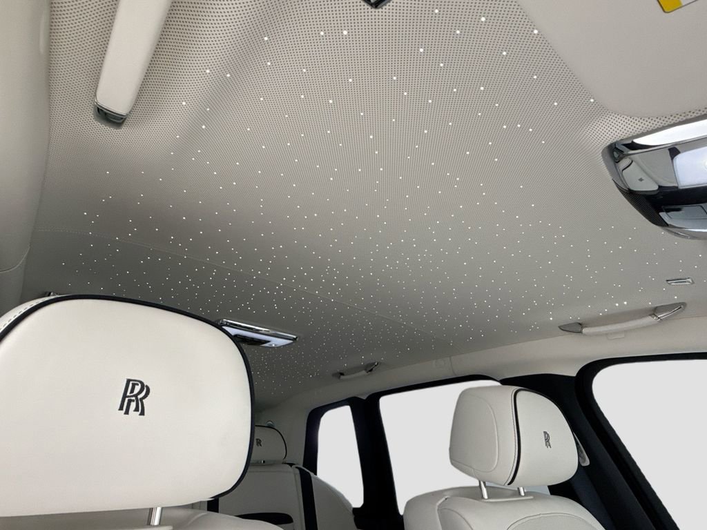 Certified 2026 Rolls-Royce Cullinan image 17