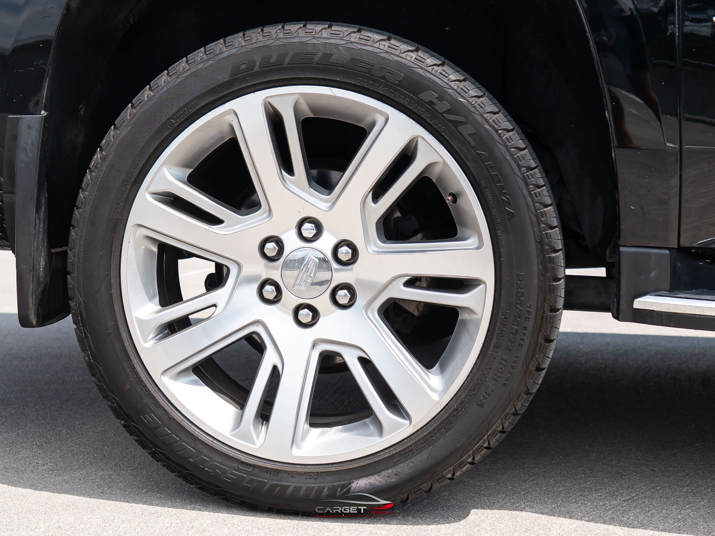Used 2018 Cadillac Escalade ESV Luxury RWD image 11