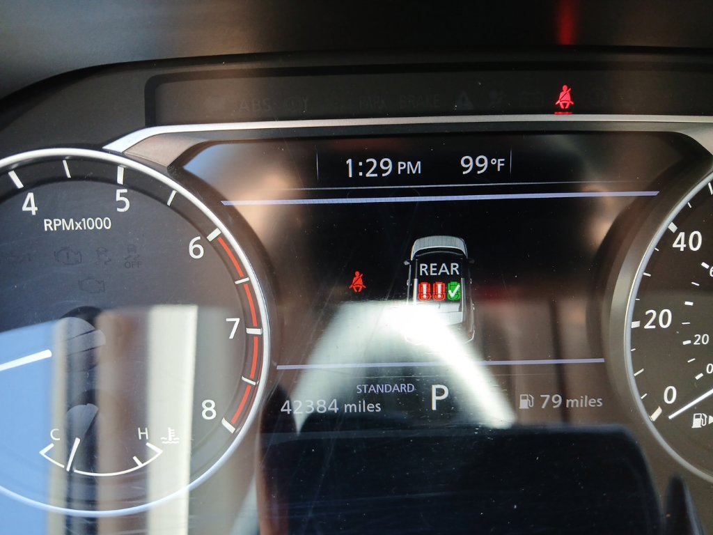 Certified 2023 Nissan Rogue SV FWD image 2