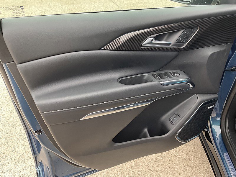 New 2026 Chevrolet Traverse High Country FWD image 12