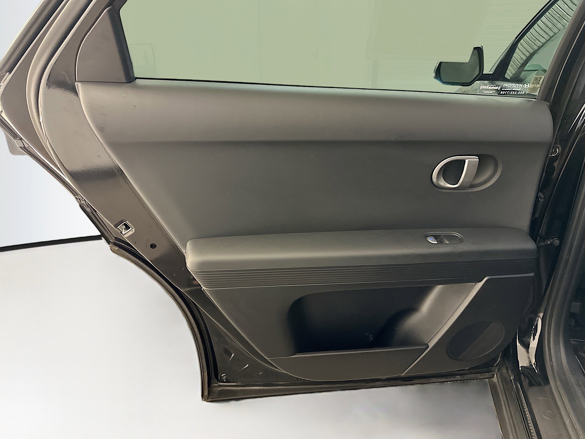 Used 2024 Hyundai Ioniq 5 SE AWD/4WD image 27