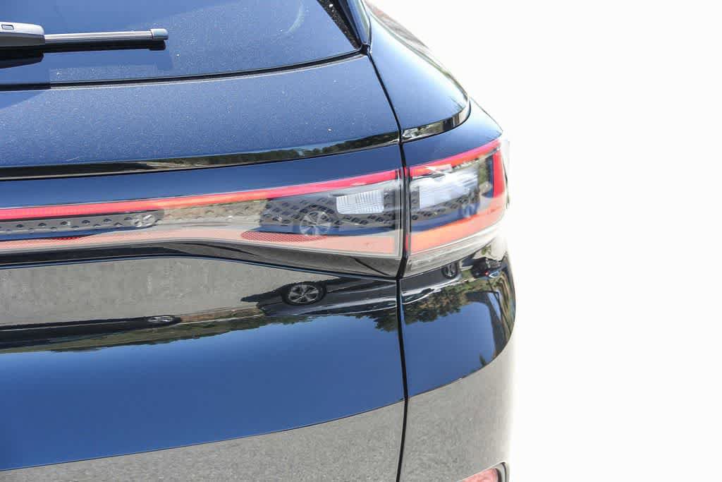 Used 2022 Volkswagen ID.4 Pro S RWD image 11