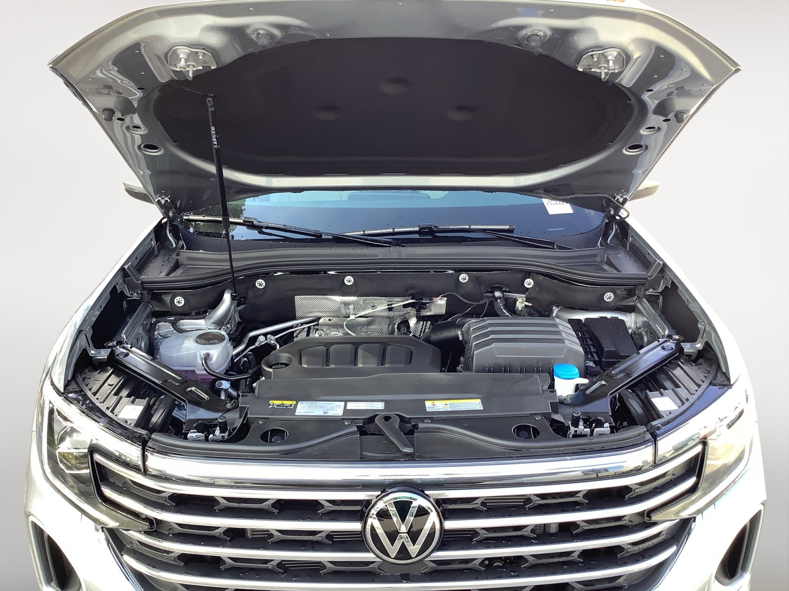 New 2026 Volkswagen Atlas SE FWD image 12