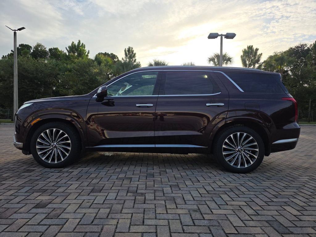 Used 2023 Hyundai Palisade Calligraphy w/ Winter Package AWD/4WD image 8
