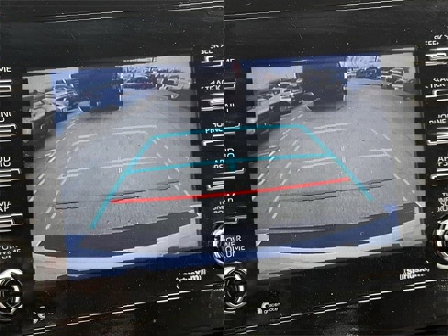 Used 2024 Toyota Camry SE image 17