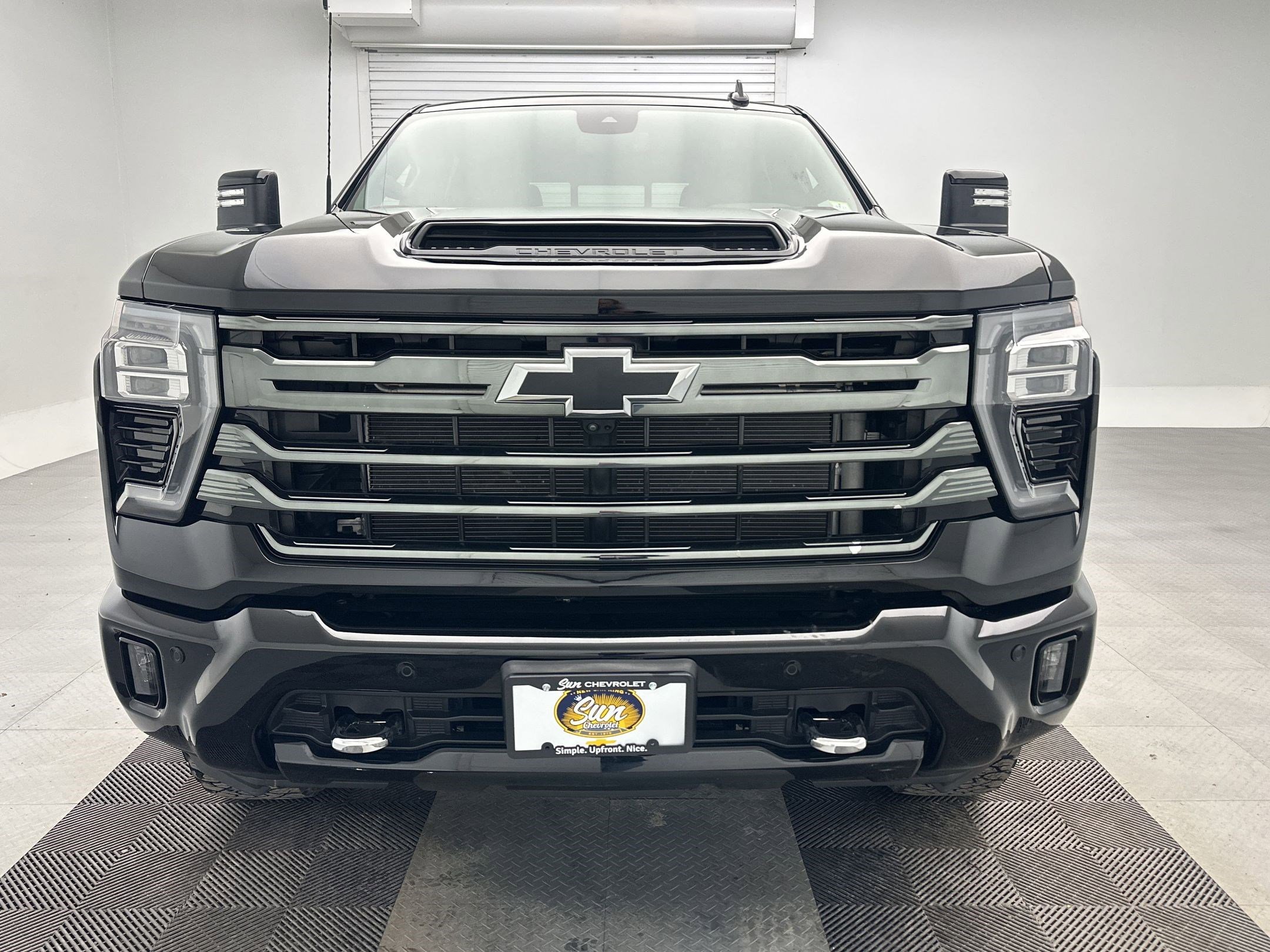 Certified 2024 Chevrolet Silverado 2500 High Country w/ Midnight Edition image 6