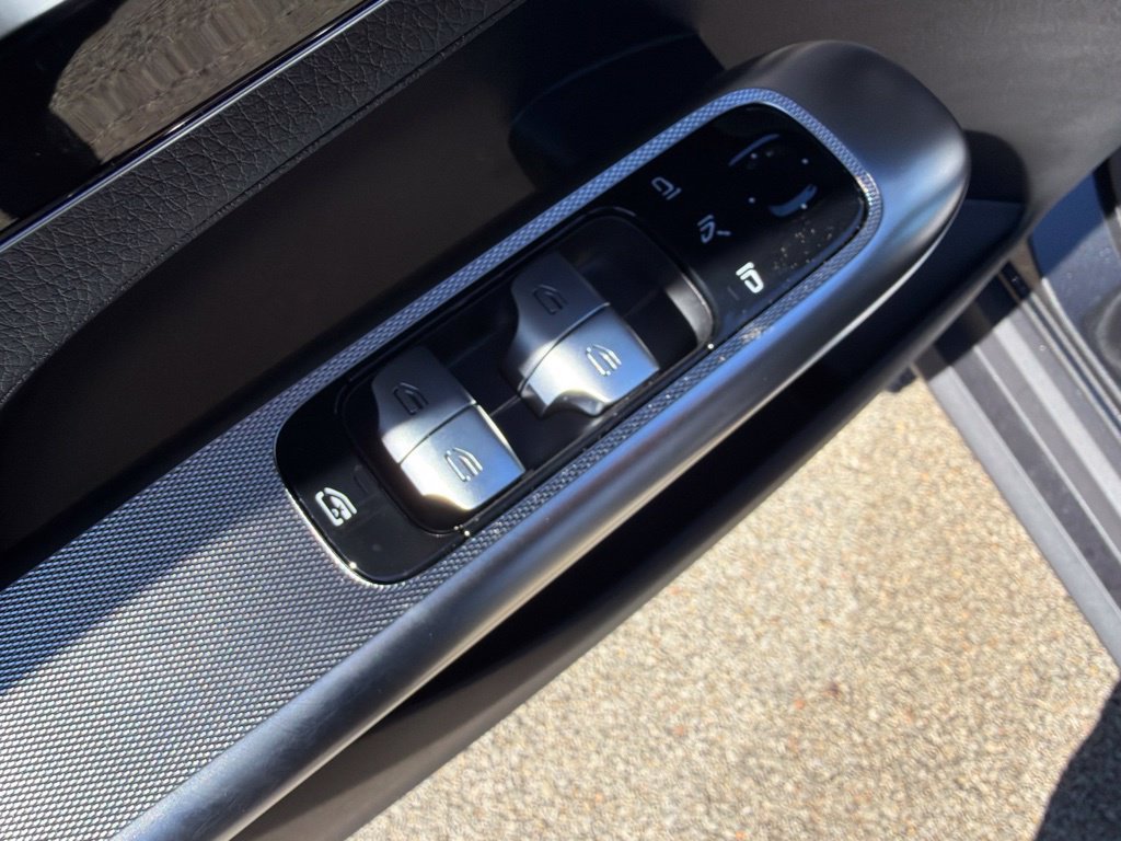 New 2027 Mercedes-Benz GLC 300 4MATIC image 11