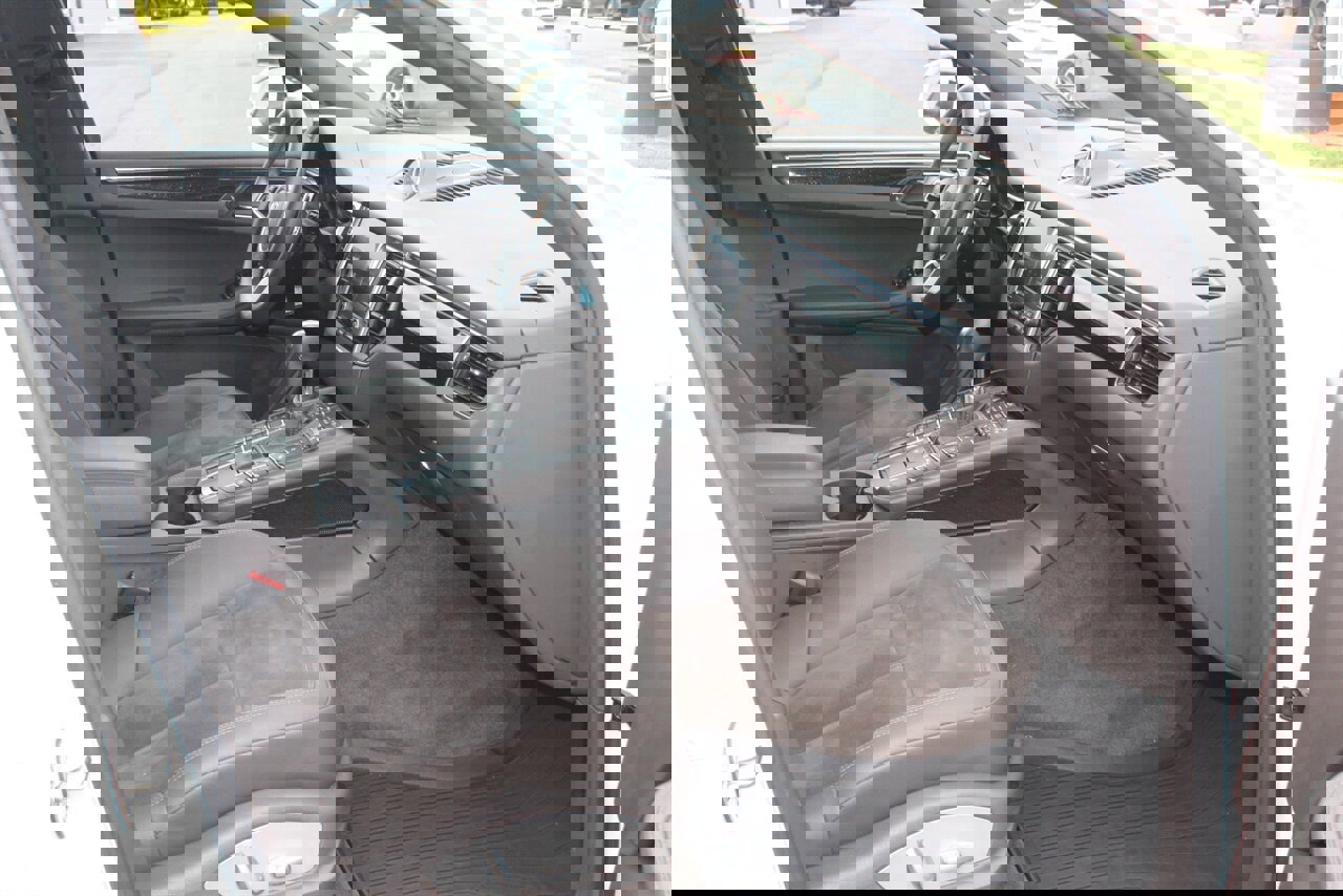 Used 2017 Porsche Macan image 13