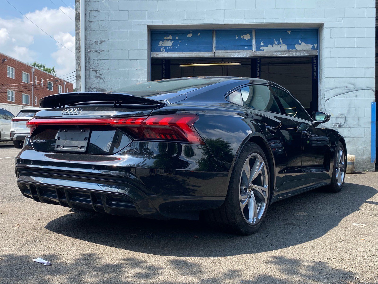 Used 2022 Audi e-tron GT Premium Plus AWD/4WD image 3