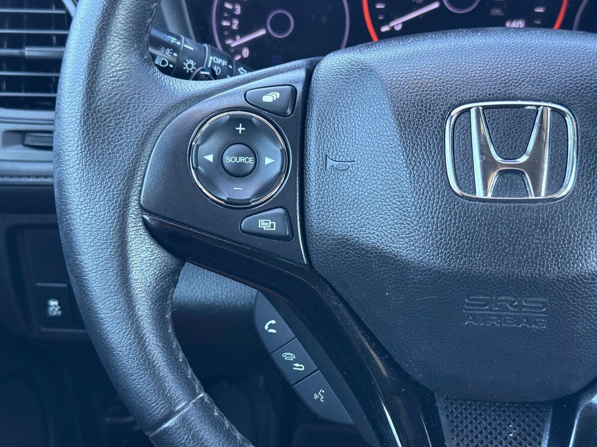 Used 2020 Honda HR-V Sport image 24