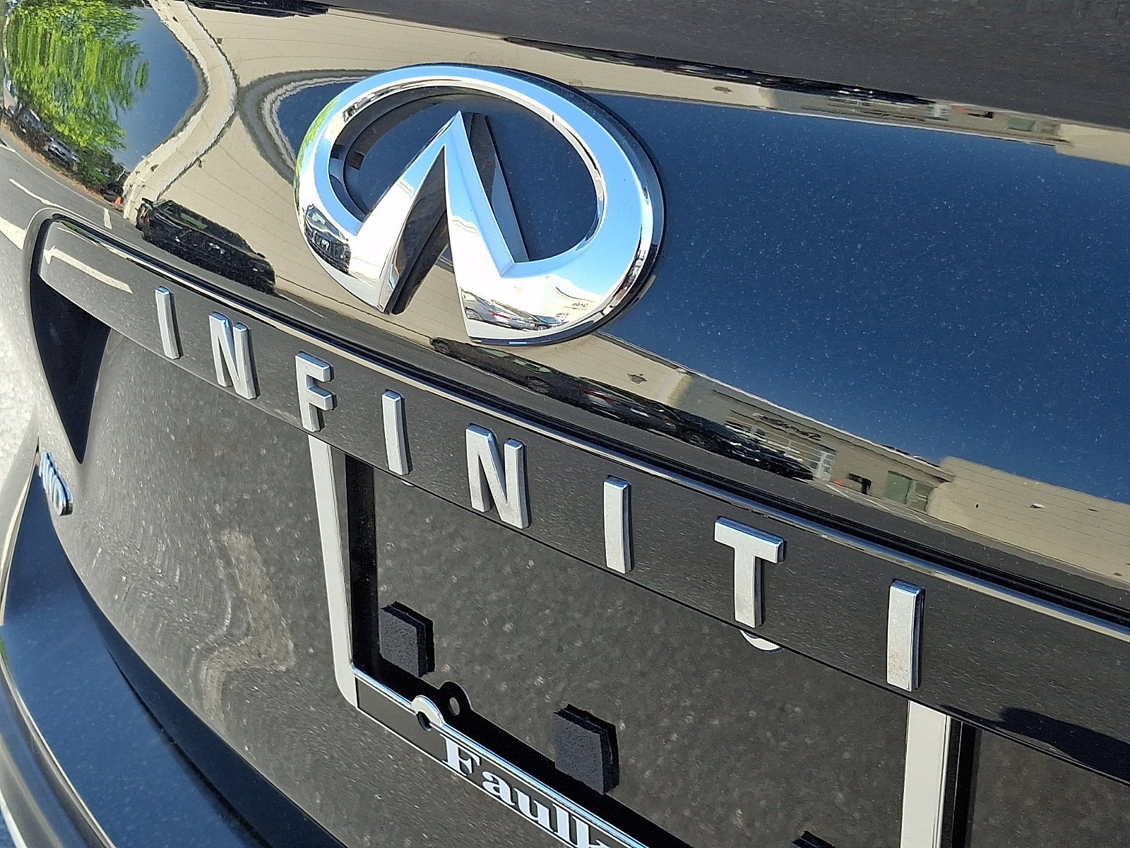 Used 2019 INFINITI QX50 Luxe w/ Navigation Package AWD/4WD image 30