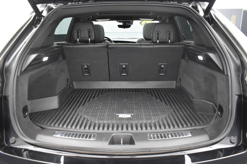 Used 2020 Cadillac XT4 Sport AWD/4WD image 33