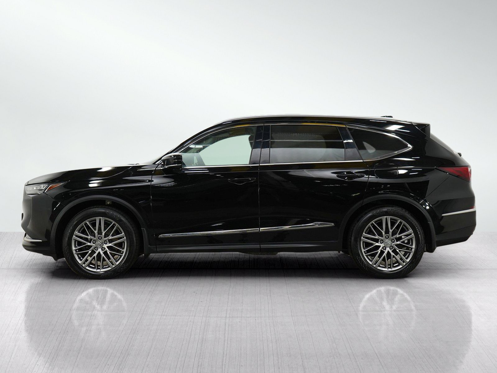 Used 2022 Acura MDX w/ Advance Package AWD/4WD image 2