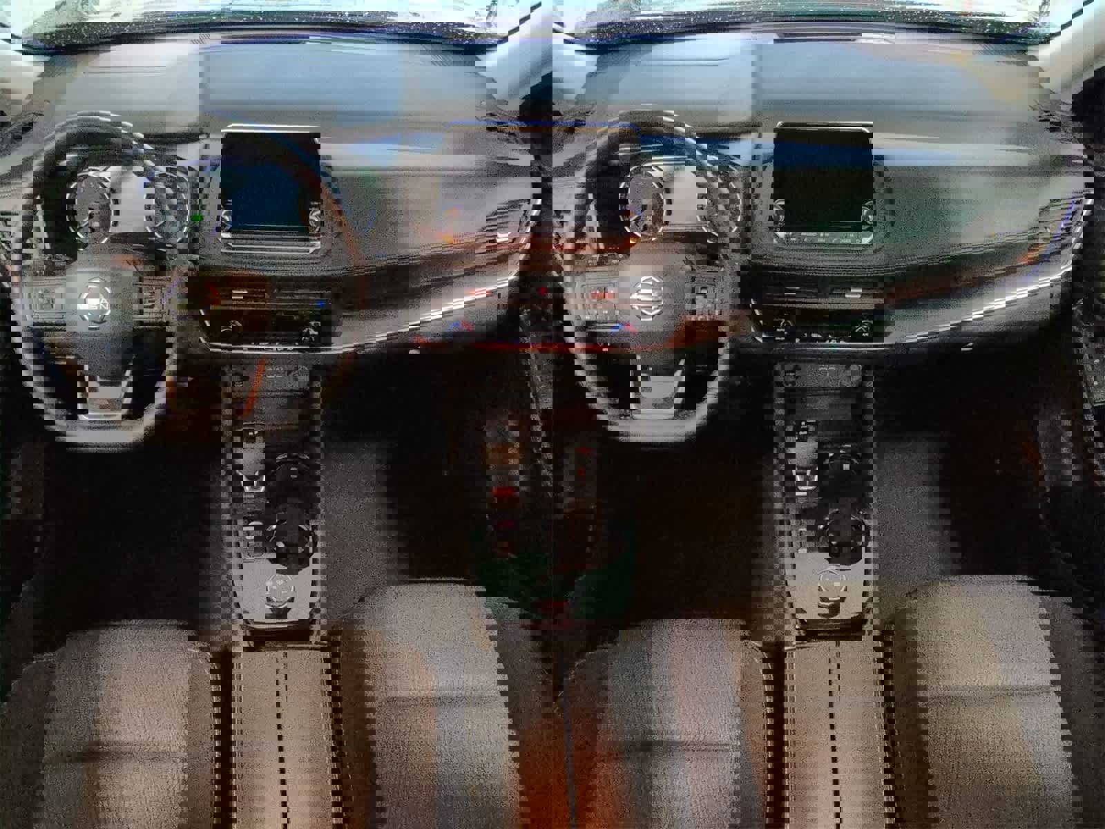 Used 2025 Nissan Rogue SV image 16