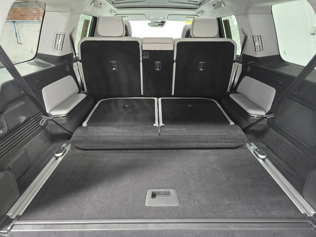 Used 2023 Rivian R1S Adventure AWD/4WD image 49