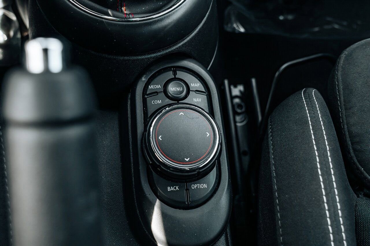 Used 2019 MINI Cooper John Cooper Works FWD image 40