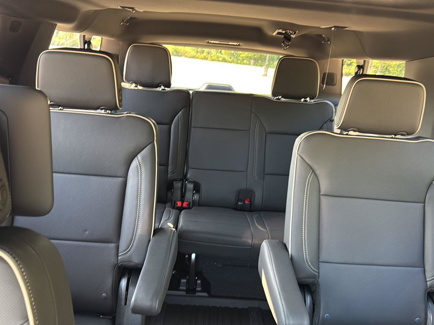 New 2026 GMC Yukon XL Elevation w/ Elevation Premium Package AWD/4WD image 23