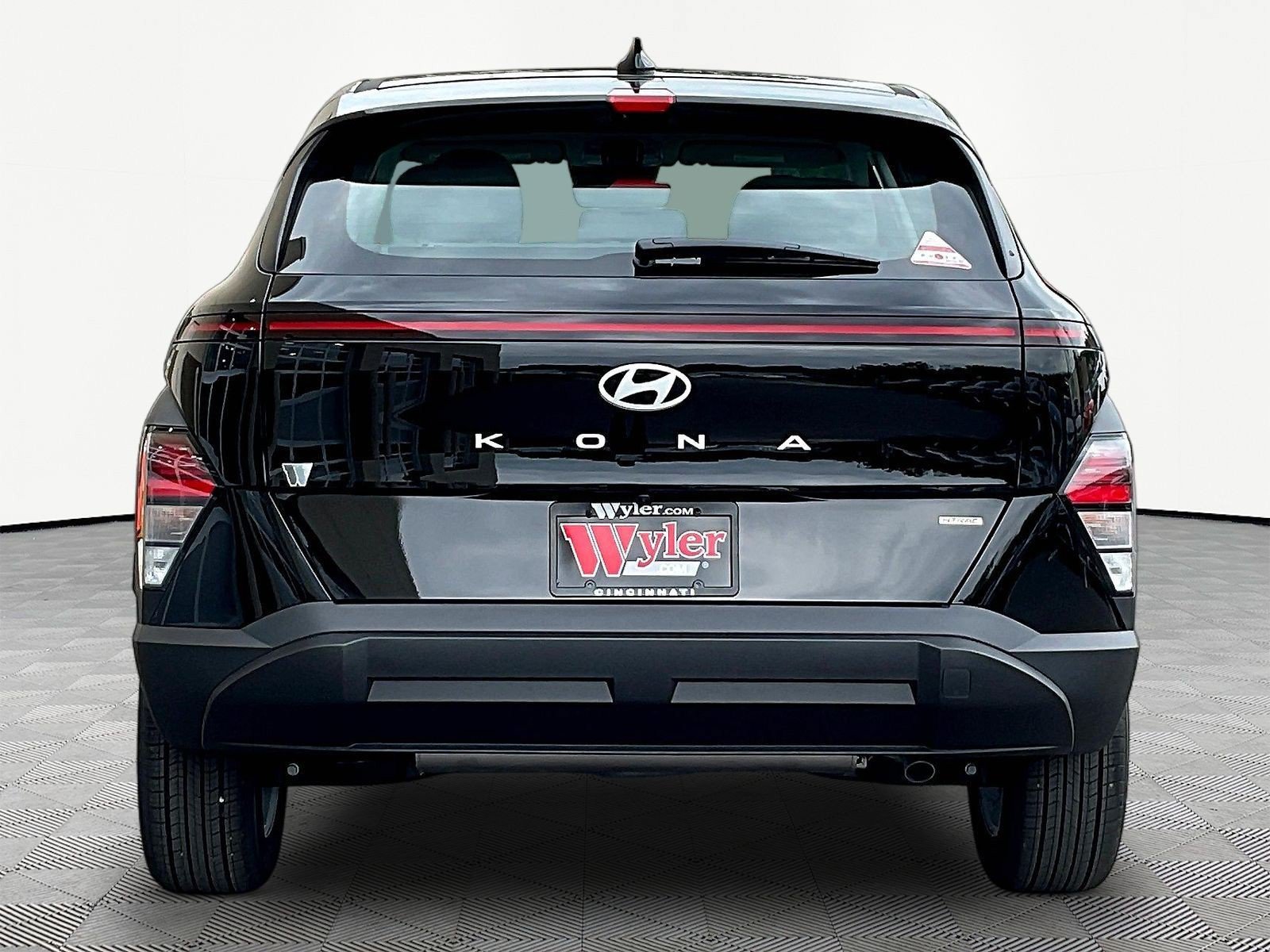 New 2027 Hyundai Kona SE AWD/4WD image 5