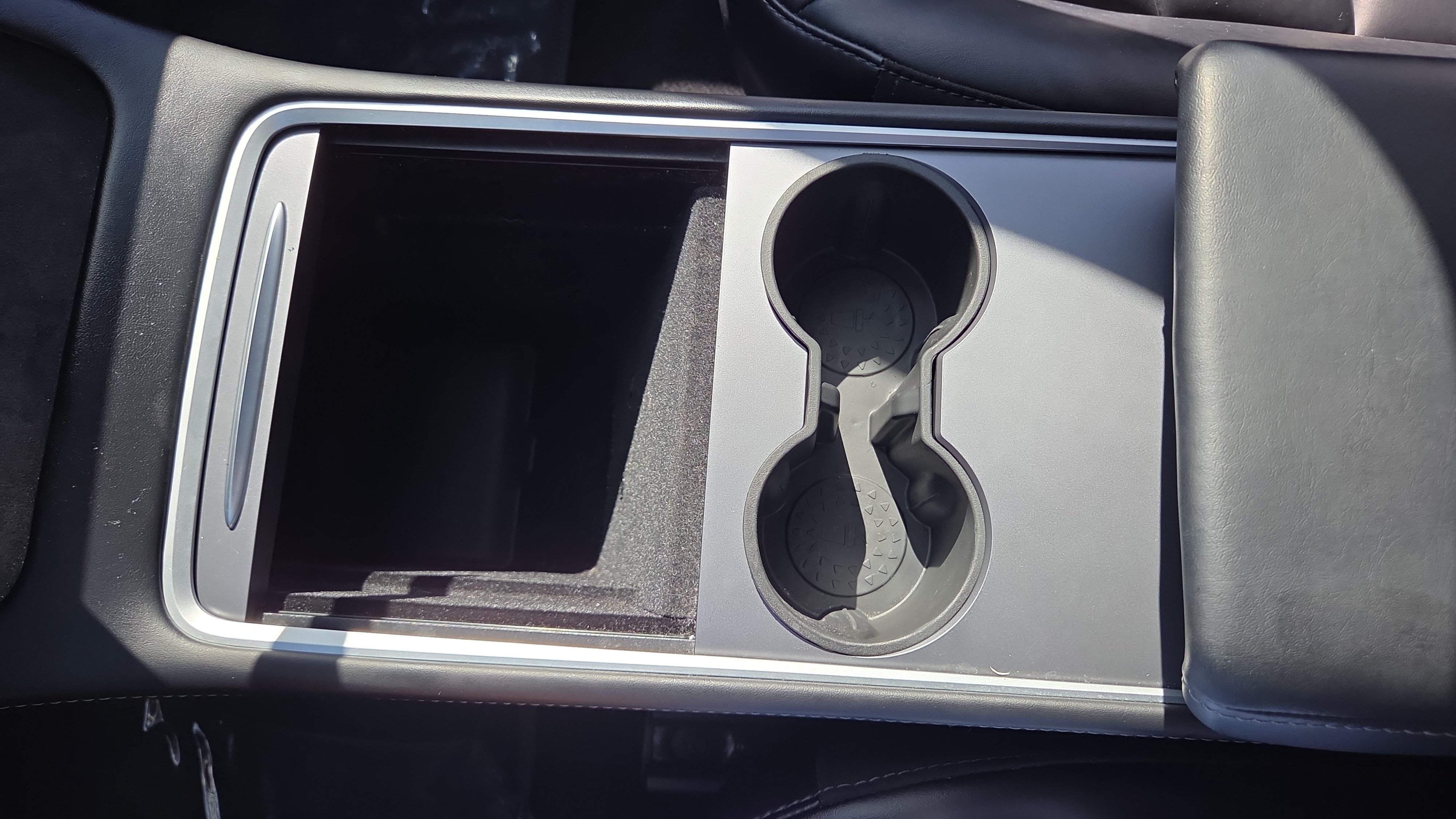 Used 2022 Tesla Model 3 Long Range AWD/4WD image 33