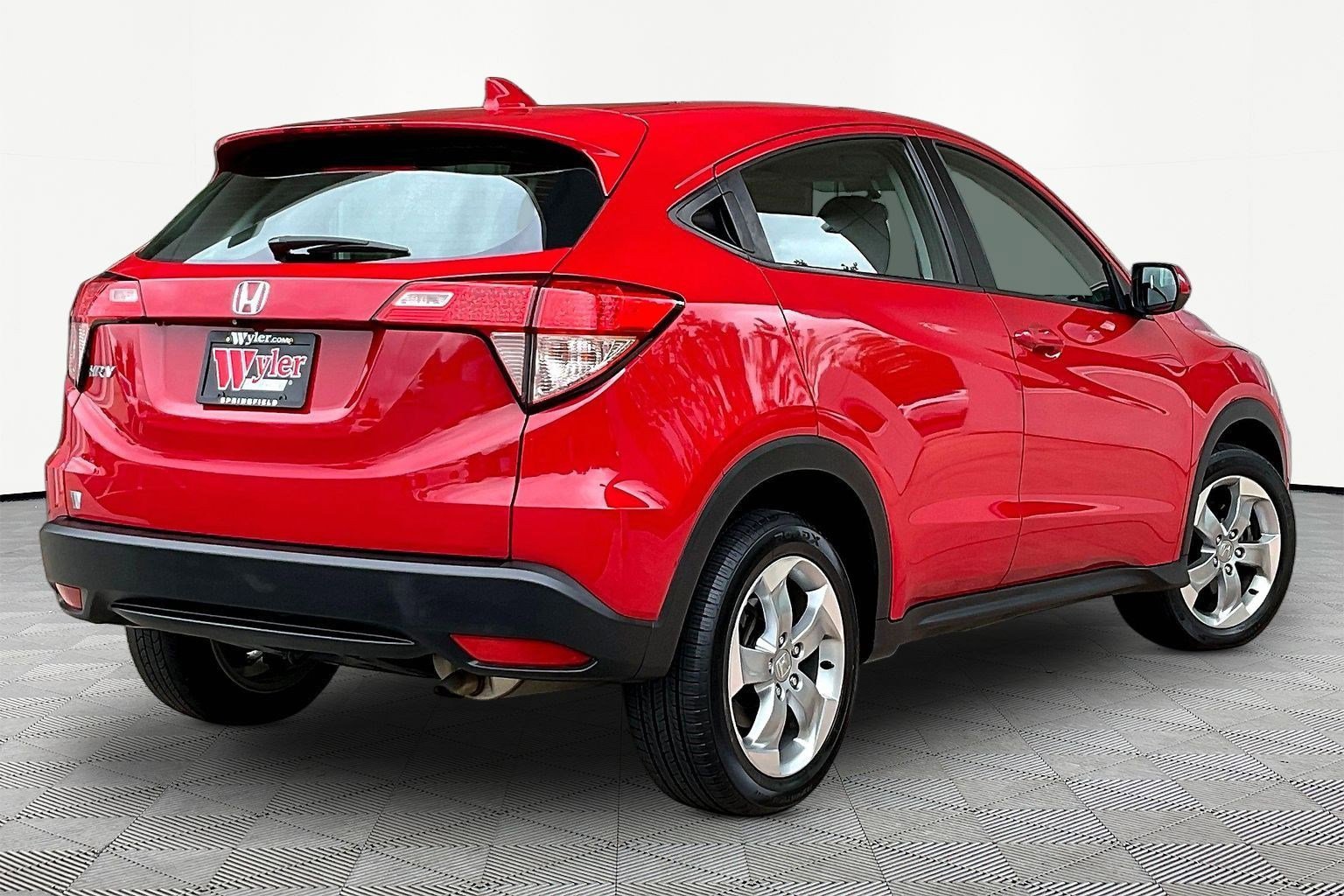 Used 2018 Honda HR-V LX image 6