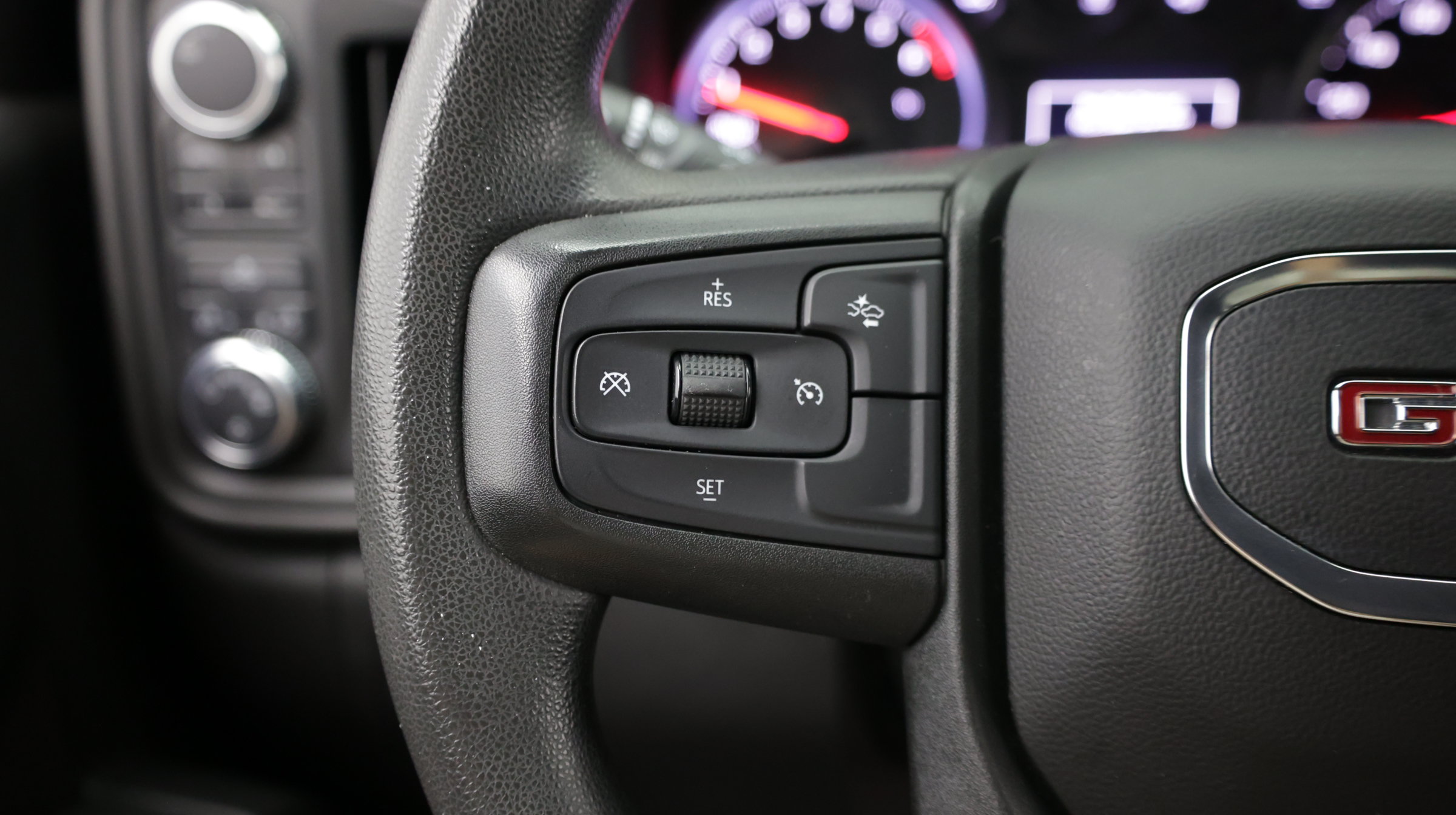 Used 2023 GMC Sierra 1500 Pro w/ Graphite Edition AWD/4WD image 22