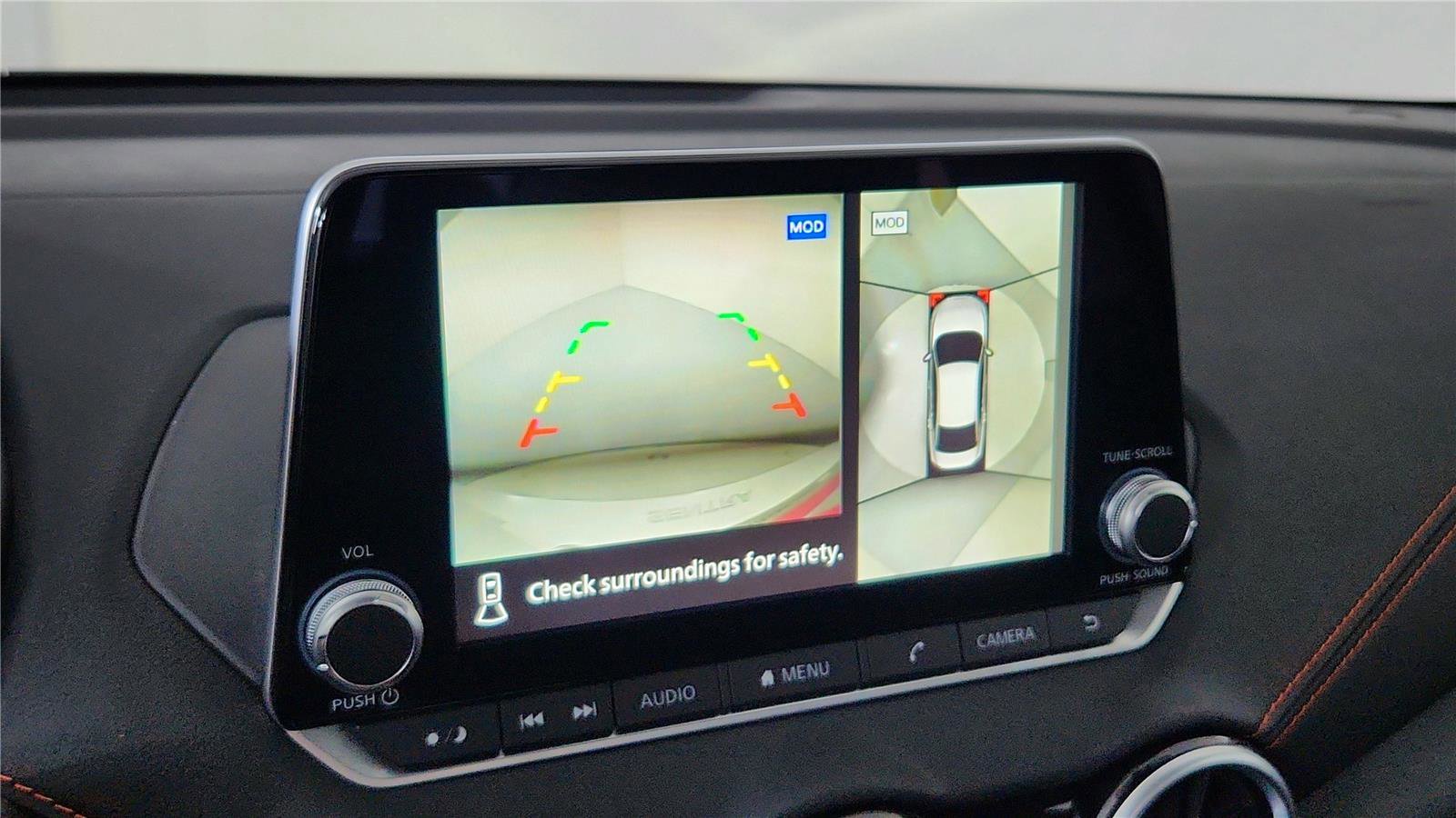 Certified 2025 Nissan Sentra SR w/ SR Premium Package image 44