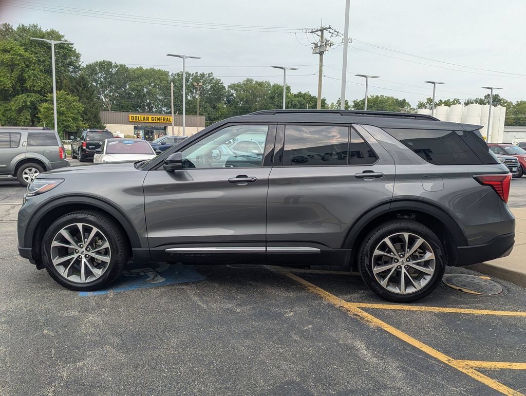 Used 2025 Ford Explorer Platinum w/ Ultimate Package AWD/4WD image 6