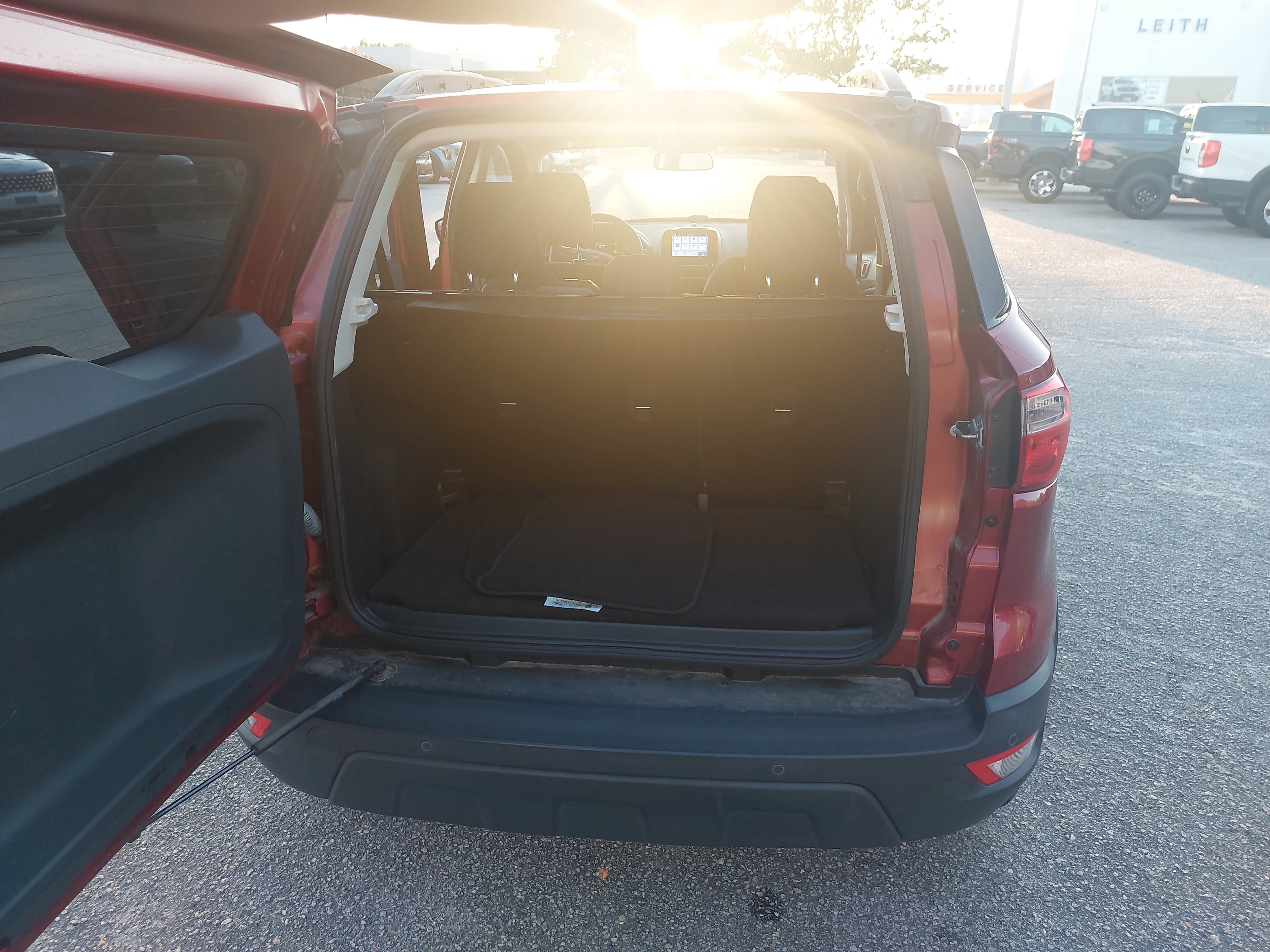 Used 2018 Ford EcoSport SE FWD image 12